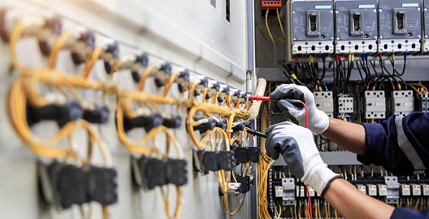 Professional Electrician technician working in Dublin, PA